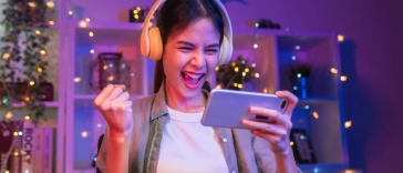 15 Best Mobile Gaming Accessories 2025 - Elevate Your Play!